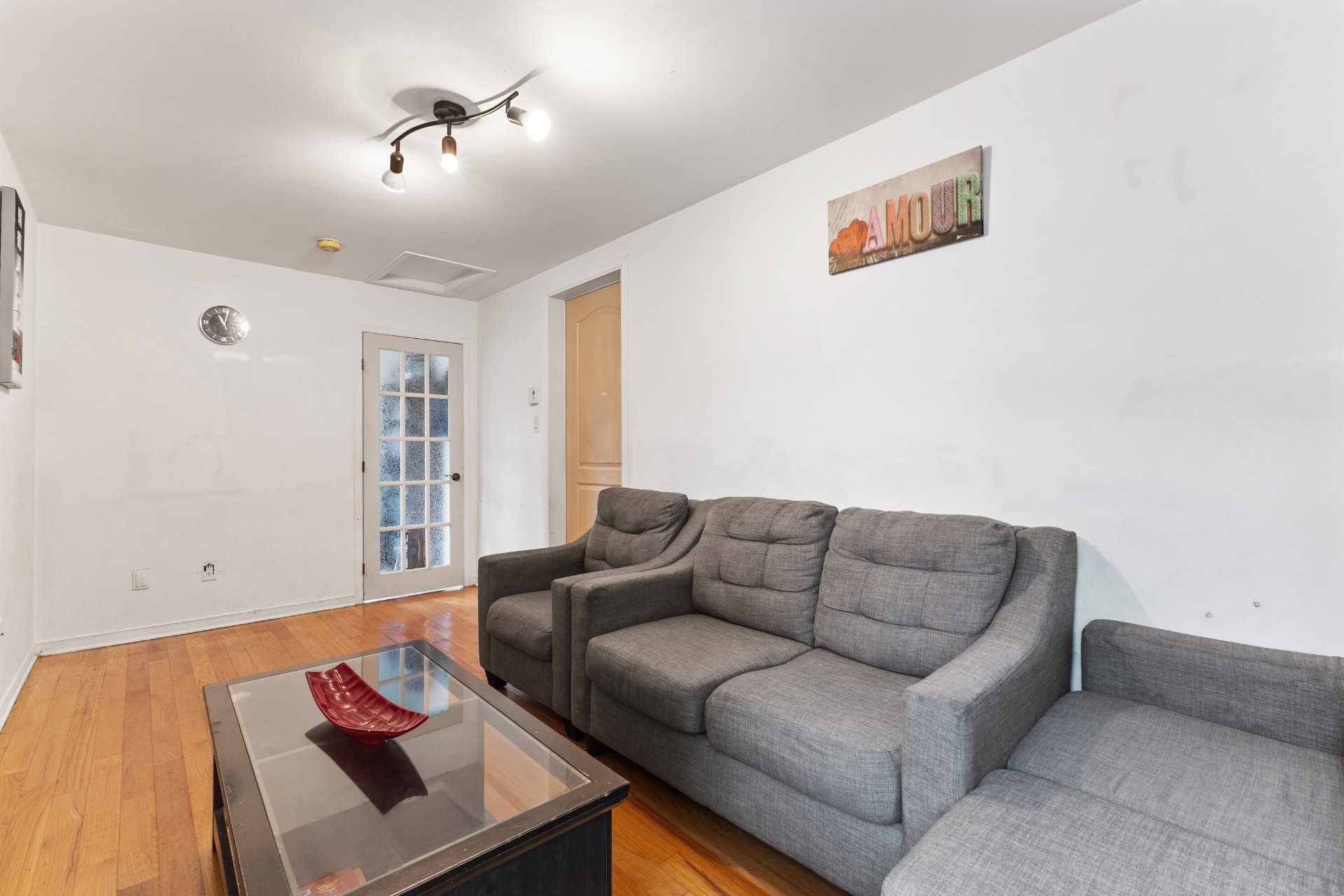 Unifamiliale à vendre à Saint-Jean-sur-Richelieu — Salon